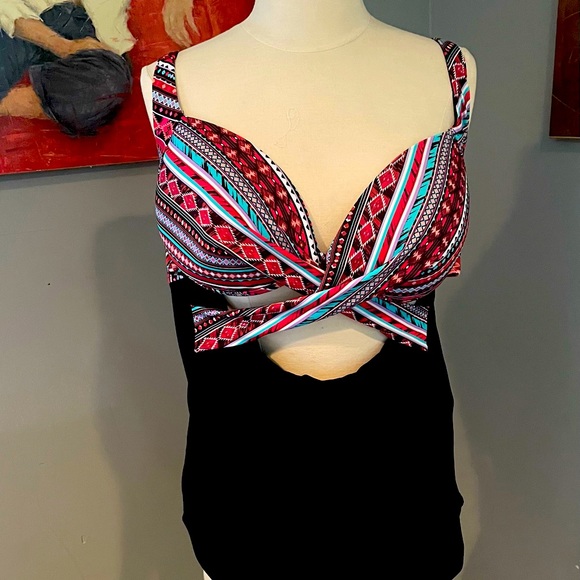 Bathing Suit Set - Picture 4 of 6